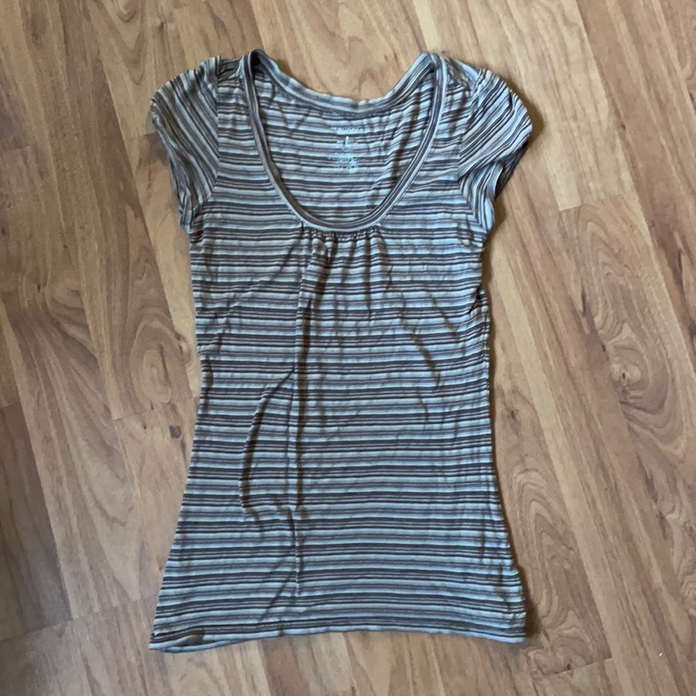 Ladies SL Shirt - Size Small